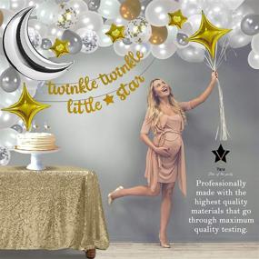 img 1 attached to 🌟 Yara Twinkle Twinkle Little Star Украшения для вечеринки в честь рождения малыша: Набор для гендерного разглашения мальчика и девочки в виде гирлянды из воздушных шаров с луной и звездами. Идеально подходит для фона на день рождения, включая баннер, топперы для кексов в золотистом, серебристом, белом цвете.