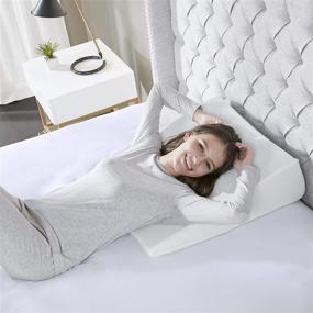 img 4 attached to 🛏️ Улучшите свой сон с подушкой-клином из пены Sleep Philosophy Memory Foam: белая 22x24x7