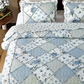 img 1 attached to 🌸 Синий цветочный покрывало для кровати "Queen" с орнаментом: 3-х частный набор поворотных покрывал с подушечными наволочками для кровати размером Full/Queen
