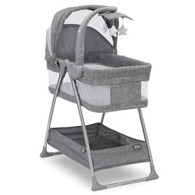 img 4 attached to Детская кроватка-люлька Simmons Kids City Sleeper. Портативная детская кроватка: ночник, вибрация, мерцающие огоньки и вращающиеся звезды – серого цвета твид.