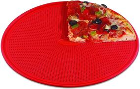 img 2 attached to 🍕 "Духовка DoughEZ диаметром 13 дюймов со сплошным силиконовым покрытием и перфорированным дном, усиленным металлическим краем, без прилипания, выдерживает температуру до 480°F, можно мыть в посудомоечной машине, не содержит БПА