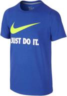 футболка nike boys' just do it swoosh. логотип