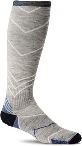 img 4 attached to Incline OTC Compression Socks for Men by Sockwell - Moderate Graduated Support for Comfortable and Effective Compression