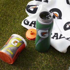 img 2 attached to 🐊 Gatorade 32oz Бутылка Gator-Skin: Элегантный зеленый дизайн с оптимальными размерами.