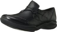 wave.run by clarks - women's orthopedic shoe for enhanced comfort logo