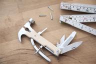 kikkerland hammer multi tool white logo
