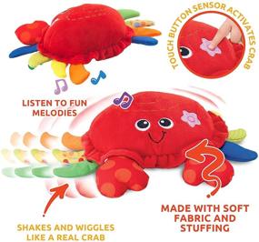 img 3 attached to 🦀 Милый плюшевый краб KiddoLab - музыкальная игрушка для ползания с сенсорной кнопкой, 5 детских песен и забавными звуками - электронная плюшевая игрушка для малышей, грудничков и детей от 3 месяцев.