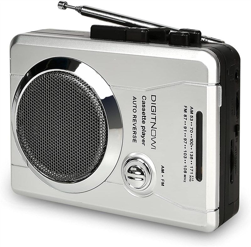 Bluetooth Walkman Cassette Player With Earphones, Retro Walkman Compact  Audio Music Wireless Bluetooth Output to Headphone/Speaker