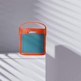 img 2 attached to 🔴 Силиконовый чехол для портативного Bluetooth-динамика Bose SoundLink Color II - кораллово-красный, чехол для переноски с ручкой, защитный чехол и подставка для динамика.