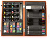 delta prime savings club deluxe 80-piece art set supplies - портативный деревянный ящик, пастельные мелки, акварельные краски, кисть, точилка, цветные карандаши - идеальный подарочный набор для художников, от начинающих до профессионалов. логотип