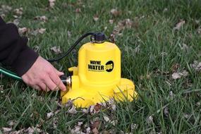 img 1 attached to 💪 Efficient Submersible Pump: WAYNE WWB WaterBUG 1/6 HP 1350 GPH with Multi-Flo Technology and Removal Tool - Yellow