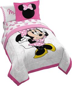 img 4 attached to 🐭 Серия постельного белья "Minnie Mouse XOXO" с двумя кроватями - 5 предметов с одеялом и комплектом постельного белья - ультра-мягкий полиэстер, стойкий к выцветанию - официальный продукт от Jay Franco