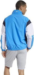 img 3 attached to Рубашка Reebok Training Essentials Linear мужская одежда.