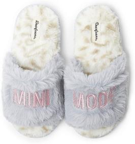 img 4 attached to 👣 Comfortable and Stylish Dearfoams Slogan Slipper Unisex Little Boys' Sandals: Perfect for Happy Feet!
