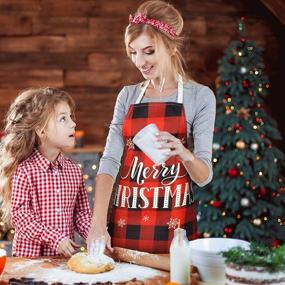 img 1 attached to 🎄 4-х часть Рождество клетчатый фартуки: Регулируемый Рождественский фартук с Оленями и Снежинками, а также с поздравительной надписью "Merry Christmas" и клетчатый фартук для кухни (Стиль 3)