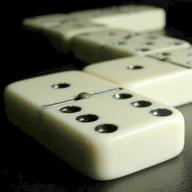 🎲 crazy games double reusable dominoes: optimize your fun! logo