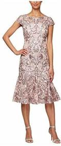 img 2 attached to 👗 Потрясающее платье Alex Evenings длиной до чая: изысканное вышивка и нежные годе для женщин.