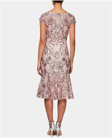 img 1 attached to 👗 Потрясающее платье Alex Evenings длиной до чая: изысканное вышивка и нежные годе для женщин.