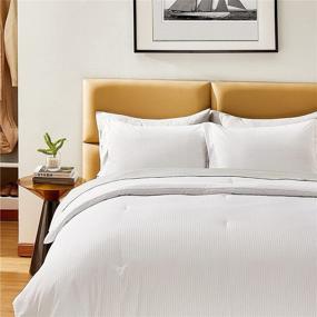 img 3 attached to Высококачественный набор постельного белья Bedsure в полоску, белого цвета, для кровати размера Queen - 🛏️ В наборе 3 предмета для кровати размера Queen, включая 1 одеяло и 2 наволочки