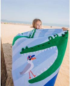 img 1 attached to 🏖️ Пляжное полотенце для детей Copinkco - 31 х 63 дюйма, большое ванное полотенце-плед для путешествий, плавания, кемпинга и пикника - чайка аллигатор