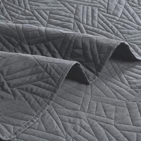 img 1 attached to 🌿 BEDELITE Soft Grey Queen Quilt Set - Modern Leaf Pattern Lightweight Gray Bedspread Bedding Set for Full Size Bed - Includes 1 Quilt, 2 Pillow Shams (90" x 96")