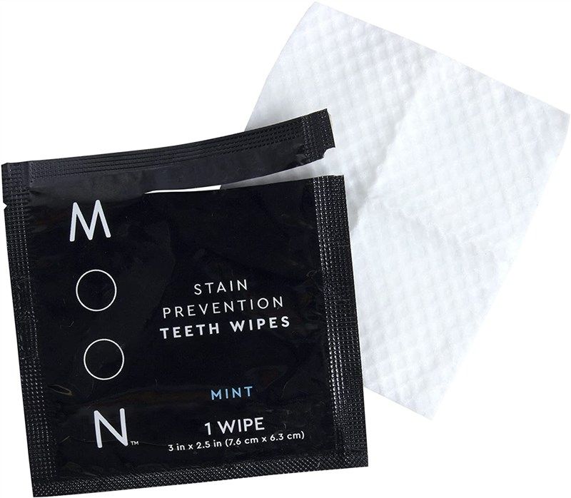 moon stain prevention whitening cleansingロゴ