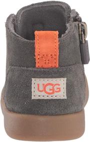 img 2 attached to 👞 Explore Stylish Comfort with UGG Unisex-Child Kristjan Chukka Boot