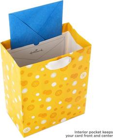 img 1 attached to 🎁 Подарочный пакет Hallmark 9" с тканевой бумагой в желто-желтых горошках - идеально подходит для дней рождения, вечеринок с детскими душами, рассказов о поле ребенка, выпускных вечеров, вечеринок!