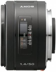 img 2 attached to 📷 Цифровая зеркальная камера Sony Alpha: Исследуйте объектив Sony 50 мм f/1.4 для исключительной фотографии.