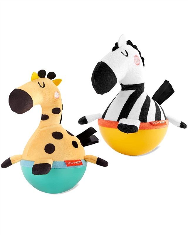 skip hop plush wobble giraffe 로고