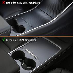 img 1 attached to 🚗 2021 Tesla Model 3/Y Лоток Органайзер для Центральной Консоли – Держатель для Монет, Карт, Солнцезащитных Очков и Других Предметов – Улучшенный Внутренний Вставка для Хранилища Тайника – Резина - Черный