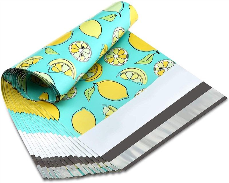 ucgou designer shipping envelopes boutique 로고