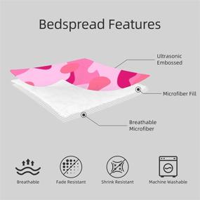 img 3 attached to 🌸 Holawakaka Pink Camo Quilted Coverlet Set - Stylish Bedding for Men, Kids, and Teens: All-Season Camouflage Bedspread in Twin Size