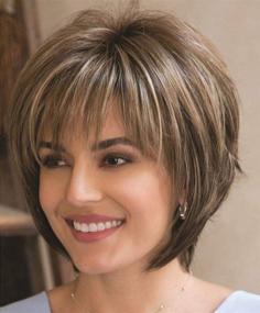 img 4 attached to Гибкая и модная короткая коричневая парик Pixie Cut с челкой для кавказских женщин | Смешанные блондинки синтетические прямые волосы | Термостойкий парик для ежедневного использования.