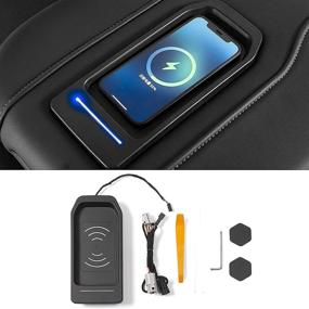 img 3 attached to 📱 Беспроводной зарядный лоток Bomely Fit для Chevrolet Silverado GMC Sierra: Быстрая зарядная панель для телефона мощностью 15 Вт для центральной консоли (2019-2021) - аксессуары Chevy Silverado GMC Sierra 1500 2500HD 3500HD