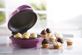 img 2 attached to 🧁 Машина для мини-кексов Brentwood Pink с антипригарным покрытием - 7 кексиков