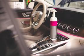 img 1 attached to 🚗 Koch-Chemie Fresh Up: Odor Eliminator for Vehicles - Removes Smoke and Animal Odors; Deodorizes and Refreshes with a Pleasant Fragrance; Safe for Textiles, Upholstery, Roof Liners, and More (1 liter)