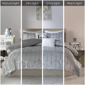 img 3 attached to 🌧️ Stylish and Versatile: Intelligent Design Raina Comforter Set in Metallic Print, Geometric Design and Modern Trendy Look - Full/Queen Size, 5 Piece Set with Matching Sham and Decorative Pillow - Grey/Silver, Perfect for All Seasons
