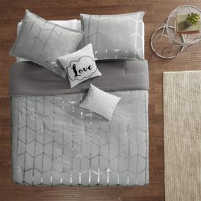 img 2 attached to 🌧️ Stylish and Versatile: Intelligent Design Raina Comforter Set in Metallic Print, Geometric Design and Modern Trendy Look - Full/Queen Size, 5 Piece Set with Matching Sham and Decorative Pillow - Grey/Silver, Perfect for All Seasons