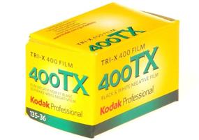 img 1 attached to 📸 Пленка Kodak Tri-X 400TX профессиональная ISO 400 черно-белая - высокое качество формата 36 мм для профессиональной фотографии