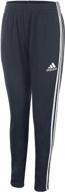 👟 подростковые укороченные кроссовки adidas: элегантная и стильная черная одежда для мальчиков для максимального комфорта. логотип