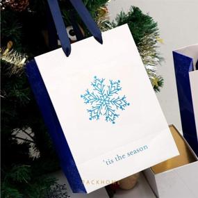 img 3 attached to 🎁 10 Рождественских подарочных сумок с ручками, 8x4.5x11 дюймов белые подарочные сумки для подарков - дизайн голубого снежинки, премиум сумки для подарков