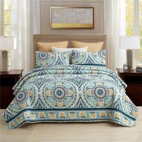 img 4 attached to 🛌 Merry Home Queen Quilt Set - 3-Piece Boho Reversible Queen Size Quilt Bedding Set with 2 Pillow Shams - Soft, Lightweight Bedspread Coverlet Set