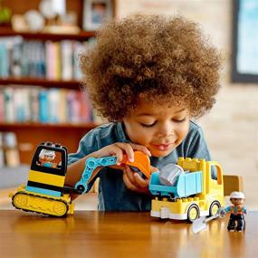 img 2 attached to LEGO DUPLO Строительный грузовик и гусеничный экскаватор 10931: игрушка для стройплощадки для детей от 2 лет с игрушкой грейдером и самосвалом (20 деталей)