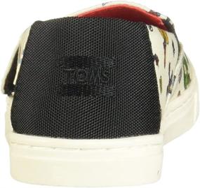 img 2 attached to Туфли TOMS Kids Little Antique Marvel для девочек на полубалетках