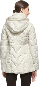 img 3 attached to Orolay Womens Thickened Puffer Jacket Women's Clothing and Coats, Jackets & Vests