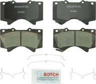 🚗 набор керамических дисковых тормозных колодок bosch bc1303 quietcast premium: подходит для lexus lx570 и toyota land cruiser, sequoia, tundra; передние (2008-2017) - обновление высококачественных тормозных колодок. логотип