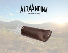 img 3 attached to Накладка на ручку сковороды Alta Andina из кожи – ручная строчка, овощного крашенного кожаного держателя для чугунных сковород и посуд (коричневый – кафе), идеально подходит для защиты от горячей ручки.
