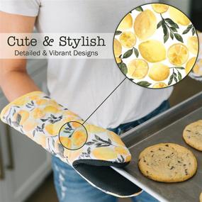 img 1 attached to 🍋 Желтые лимонные кухонные перчатки Sage+Stitch: стойкие к жару с антискользящими вставками - набор из 2 штук