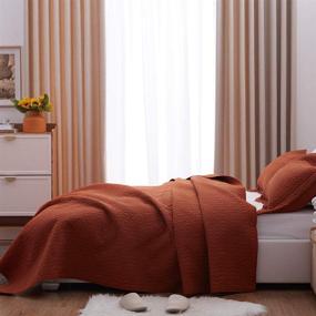 img 2 attached to Набор одеял SunStyle Home Full/Queen Size - Роскошное бежевое одеяло с цепным узором для всех сезонов - Мягкий и легкий покрывало из микрофибры - Включает 1 одеяло и 2 наволочки